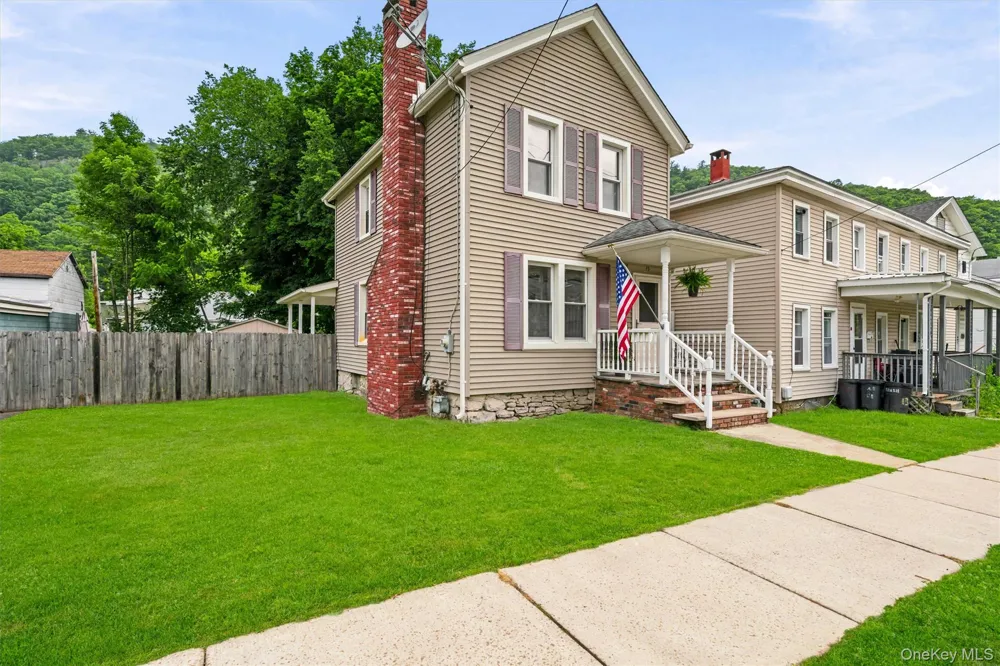 15 Delaware Street Port Jervis, NY 12771