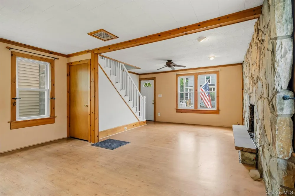 15 Delaware Street Port Jervis, NY 12771