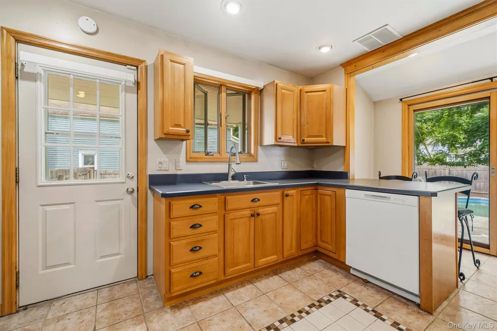 15 Delaware Street Port Jervis, NY 12771