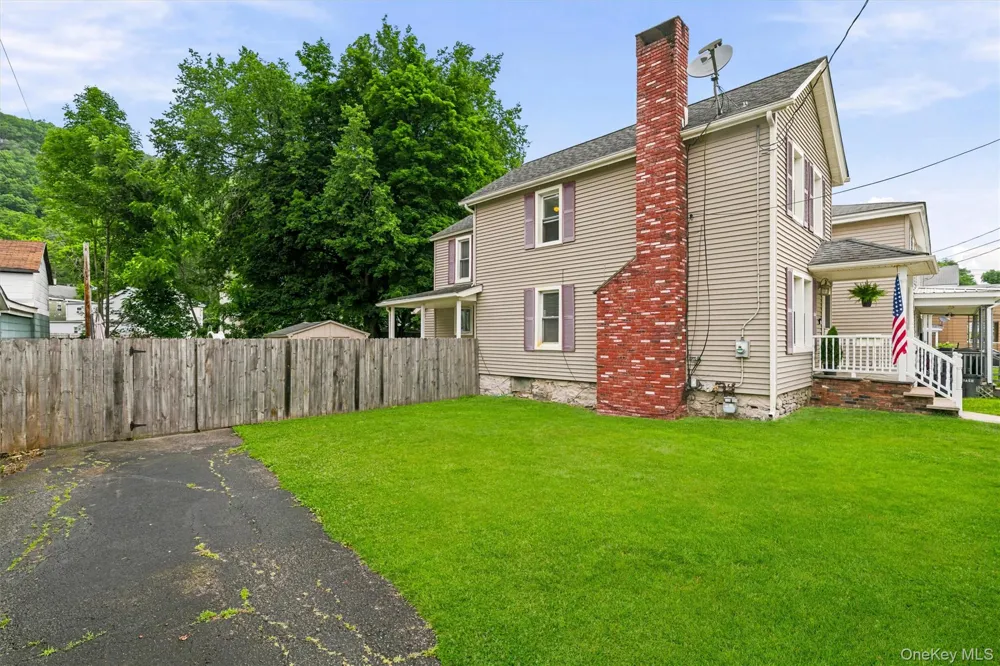 15 Delaware Street Port Jervis, NY 12771