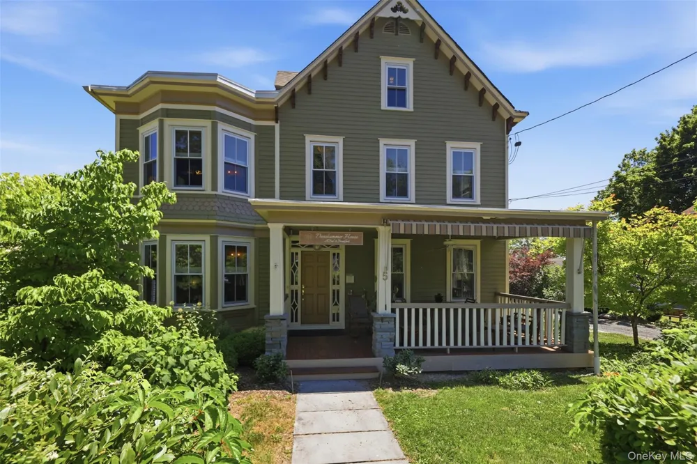 5 and 10 West Street Marlboro, NY 12542