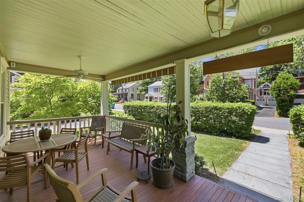 5 and 10 West Street Marlboro, NY 12542