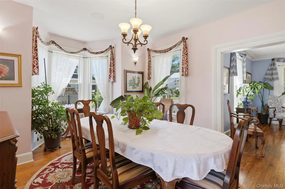 5 and 10 West Street Marlboro, NY 12542