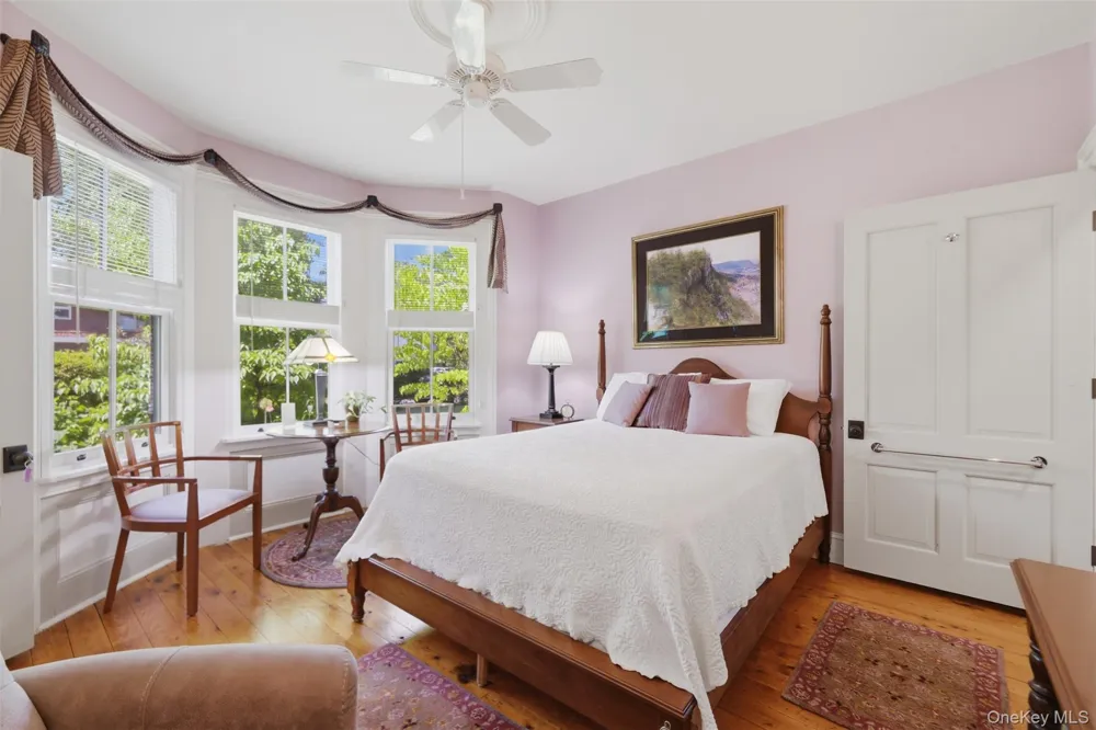 5 and 10 West Street Marlboro, NY 12542