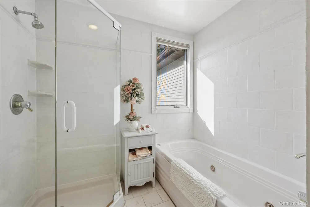 2105 Holland Way Merrick, NY 11566