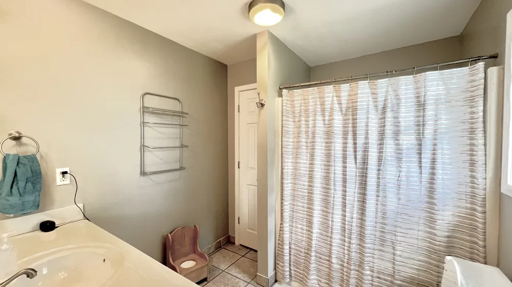 153 Commodore Cir Summertown, TN 38483