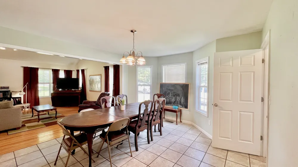 153 Commodore Cir Summertown, TN 38483