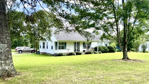 153 Commodore Cir
