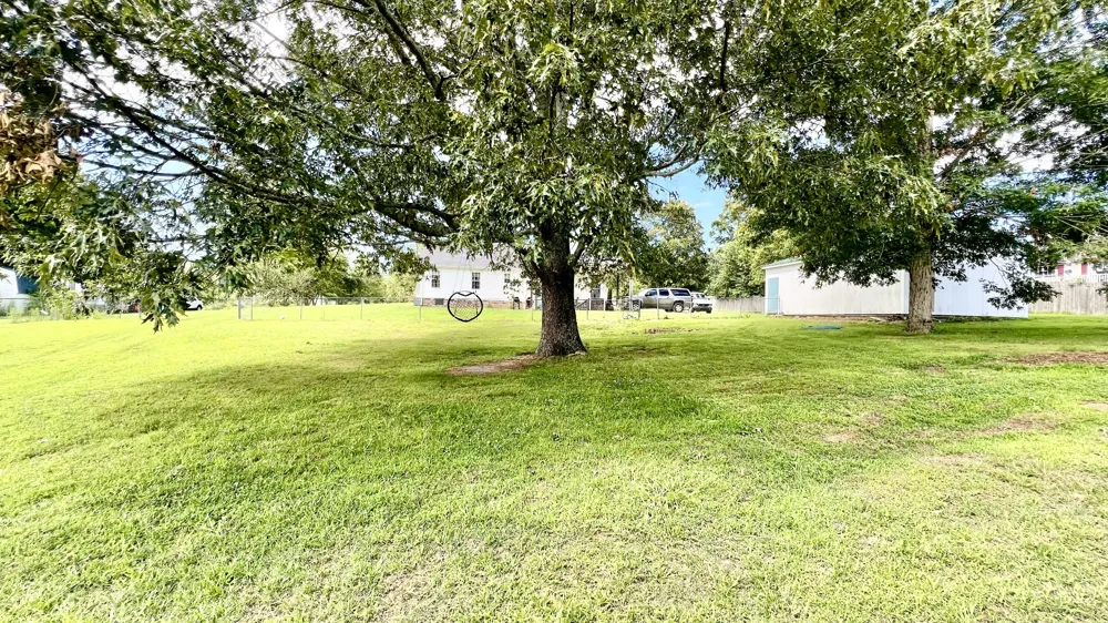 153 Commodore Cir Summertown, TN 38483