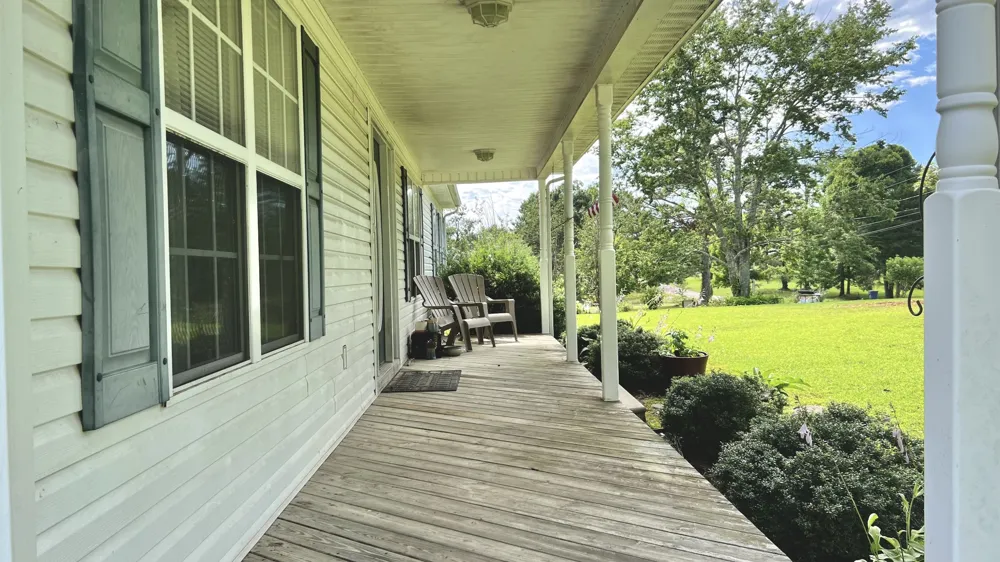 153 Commodore Cir Summertown, TN 38483