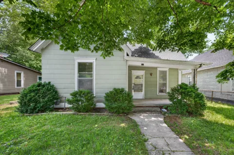 132 S McPherson St