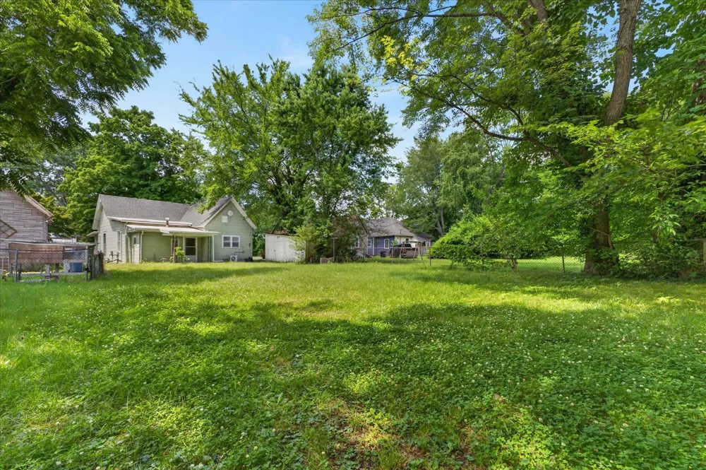 132 S McPherson St Hopkinsville, KY 42240