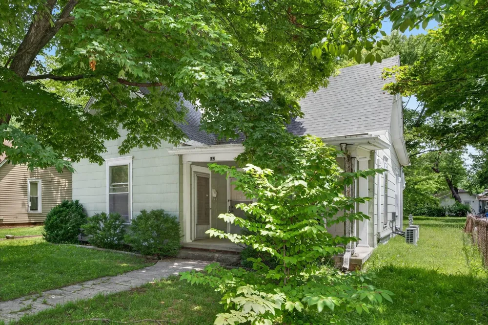 132 S McPherson St Hopkinsville, KY 42240