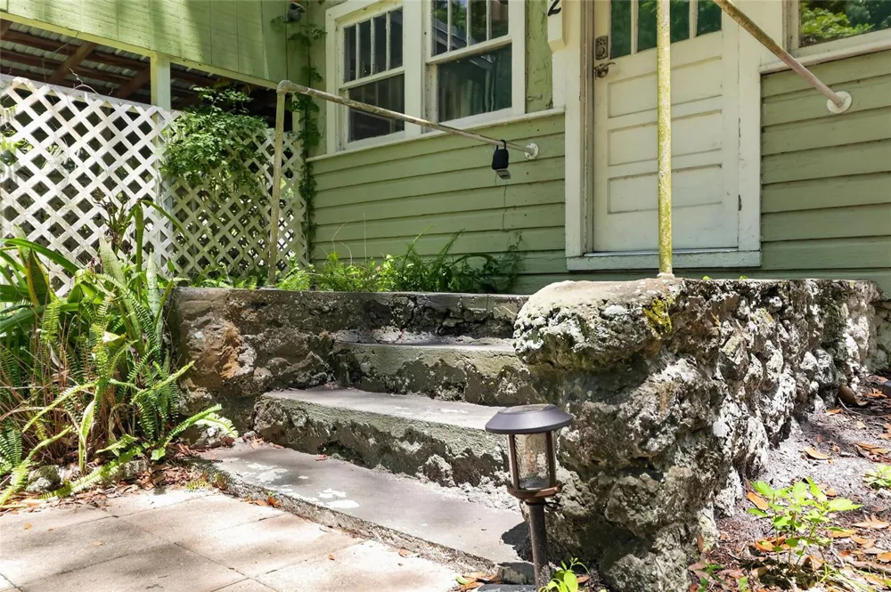 2 ALLEY A Yankeetown, FL 34498