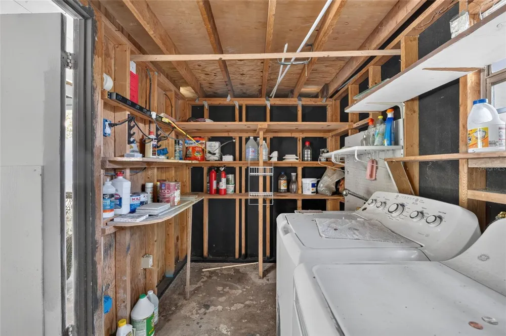 2 ALLEY A Yankeetown, FL 34498