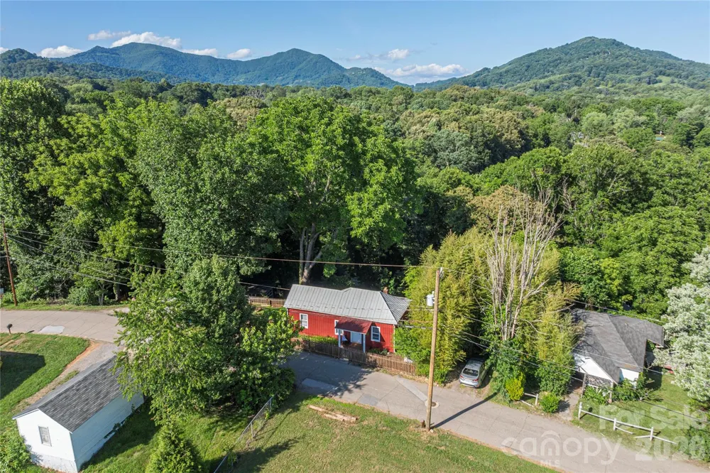 261 Star Ridge Road Canton, NC 28716