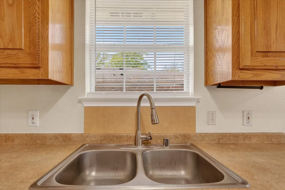 509 W Cedar Street Gunter, TX 75058