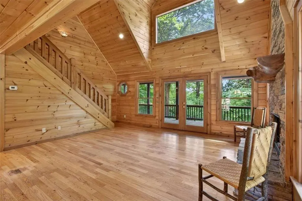648 Stuart Mountain Road Mineral Bluff, GA 30559