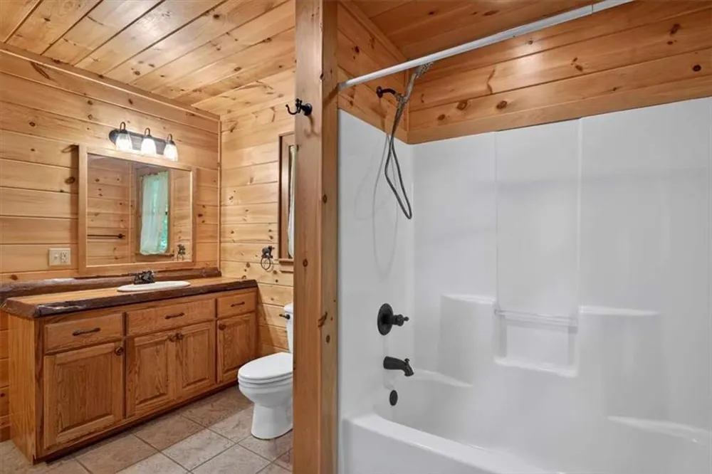 648 Stuart Mountain Road Mineral Bluff, GA 30559