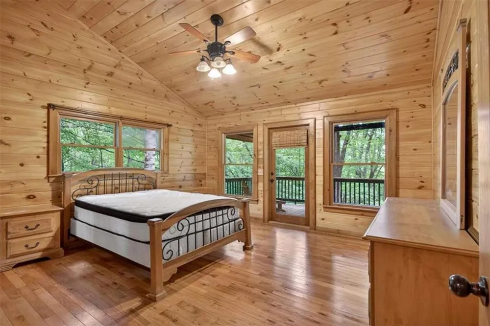 648 Stuart Mountain Road Mineral Bluff, GA 30559