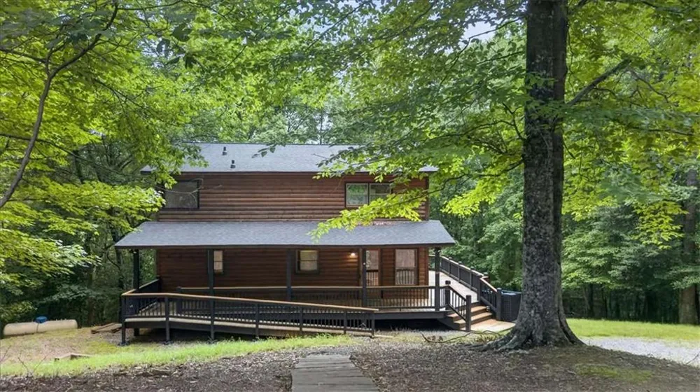 648 Stuart Mountain Road Mineral Bluff, GA 30559