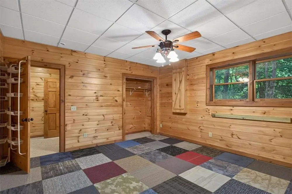 648 Stuart Mountain Road Mineral Bluff, GA 30559