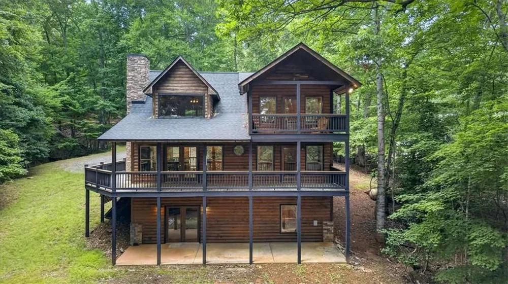 648 Stuart Mountain Road Mineral Bluff, GA 30559