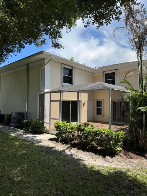 1536 Lawnwood Circle #3