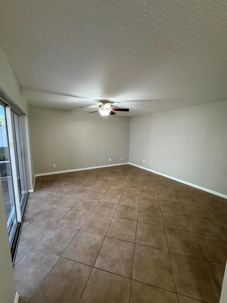 1536 Lawnwood Circle #3 Fort Pierce, FL 34950