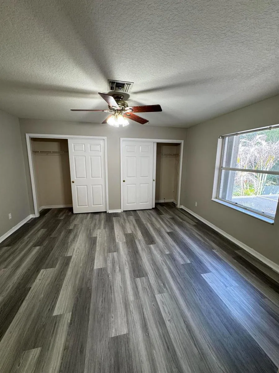 1536 Lawnwood Circle #3 Fort Pierce, FL 34950