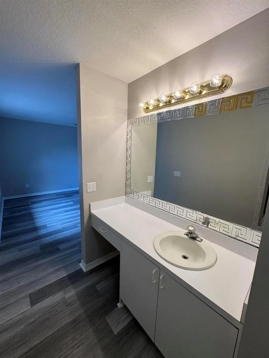 1536 Lawnwood Circle #3 Fort Pierce, FL 34950