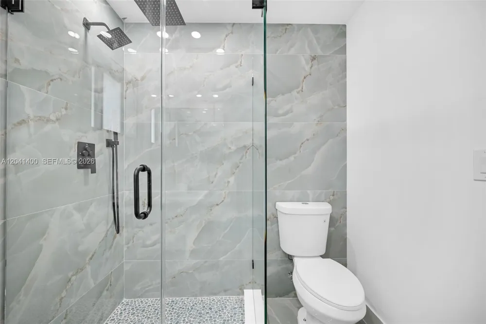 6039 SW 63rd Ter South Miami, FL 33143