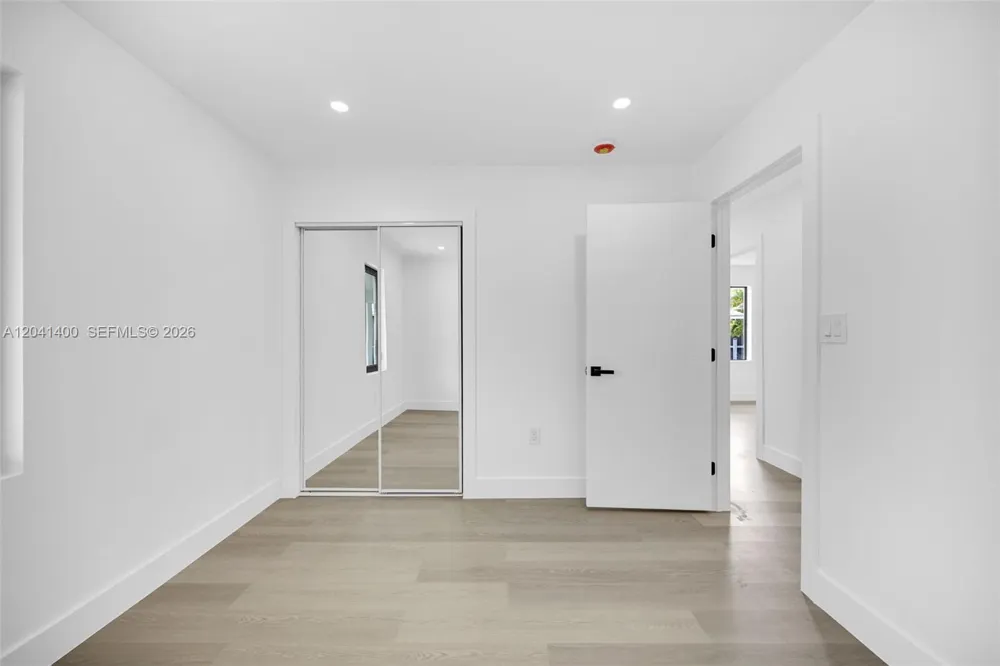 6039 SW 63rd Ter South Miami, FL 33143