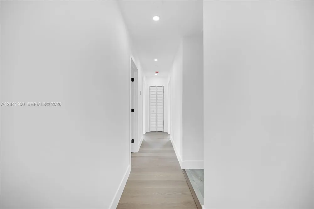 6039 SW 63rd Ter South Miami, FL 33143