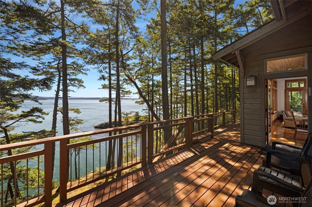 976 San Juan Drive Friday Harbor, WA 98250
