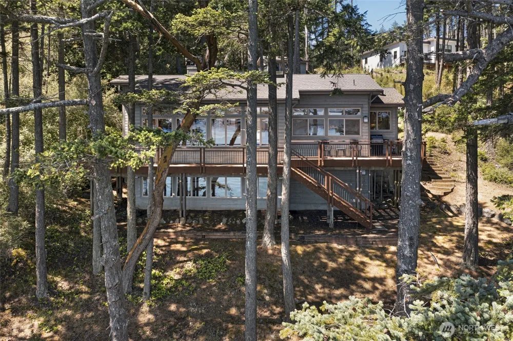 976 San Juan Drive Friday Harbor, WA 98250