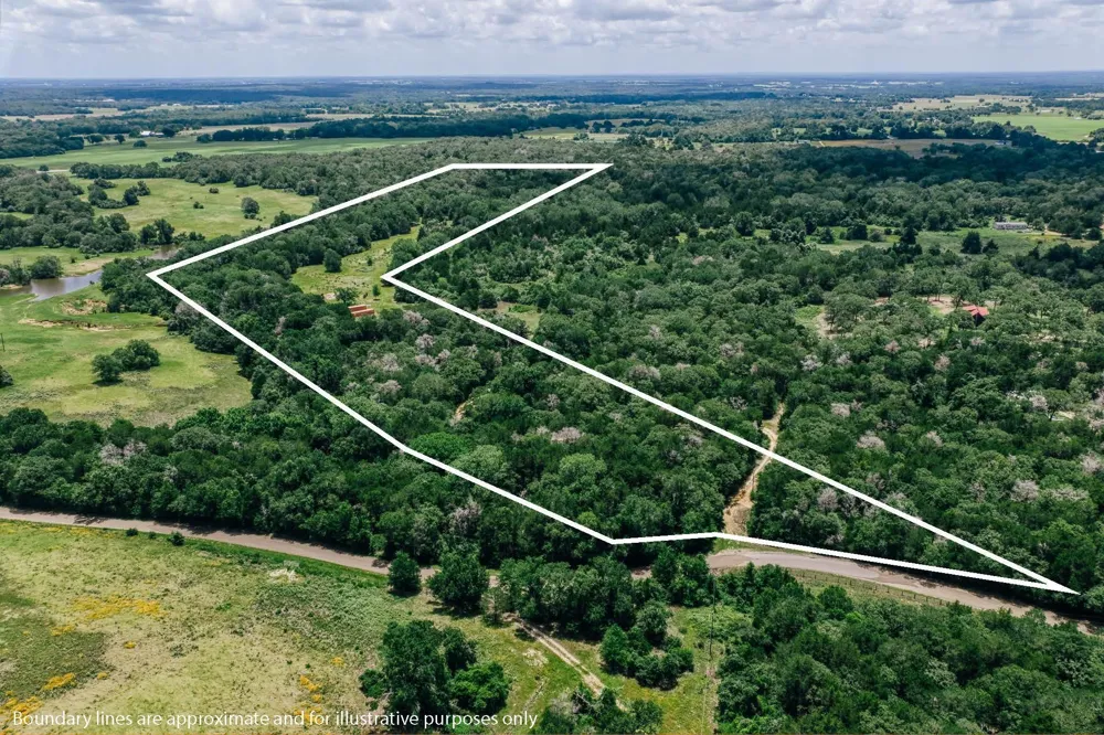 9713 County Road 316 Caldwell, TX 77836