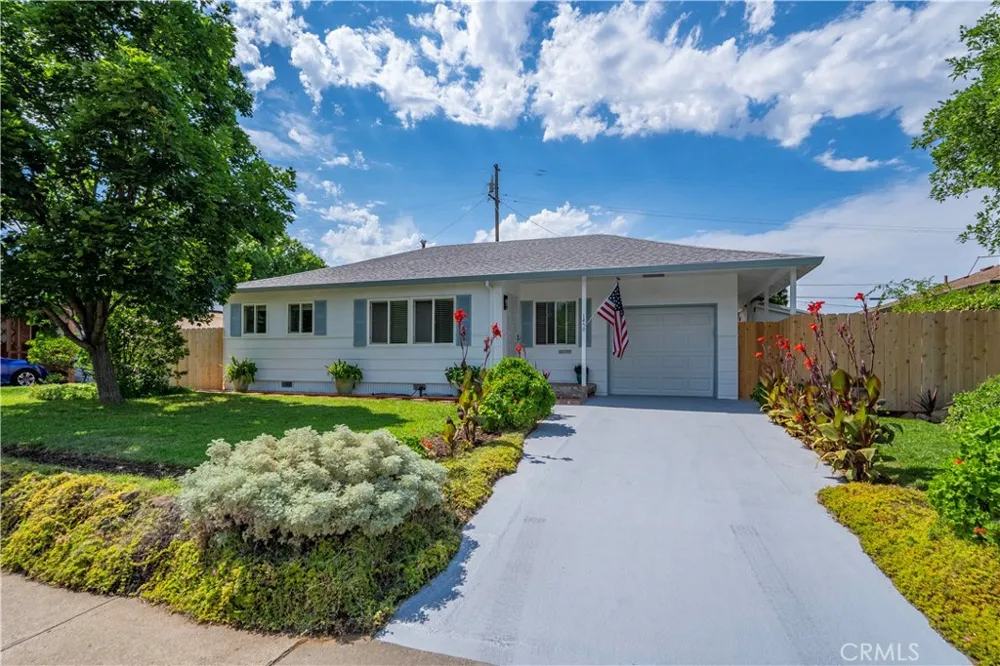 1450 Walnut Red Bluff, CA 96080