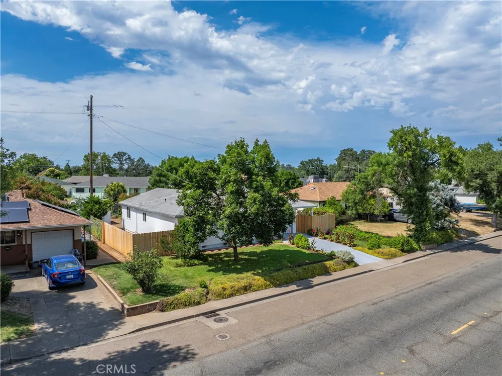 1450 Walnut Red Bluff, CA 96080
