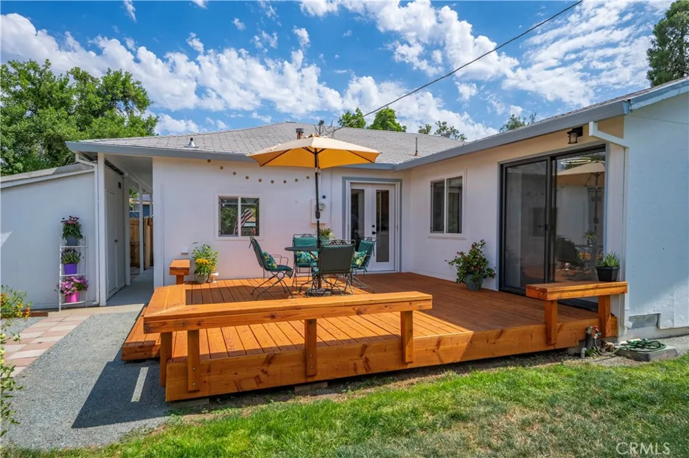 1450 Walnut Red Bluff, CA 96080
