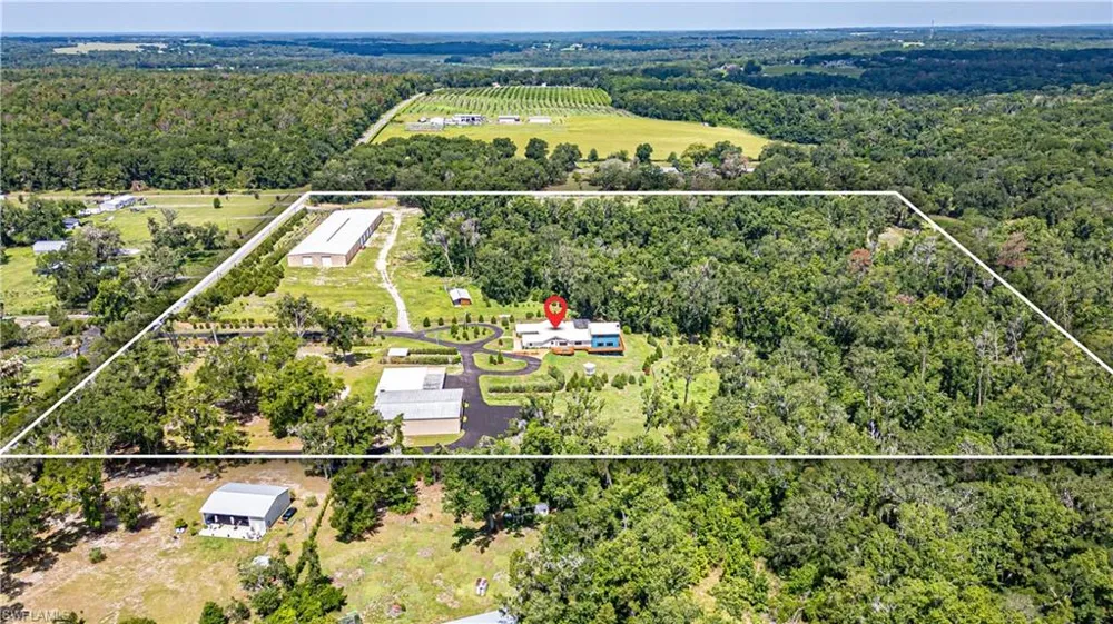 27255 HICKORY HILL ROAD Brooksville, FL 34602