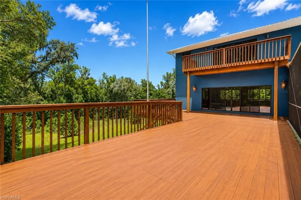 27255 HICKORY HILL ROAD Brooksville, FL 34602