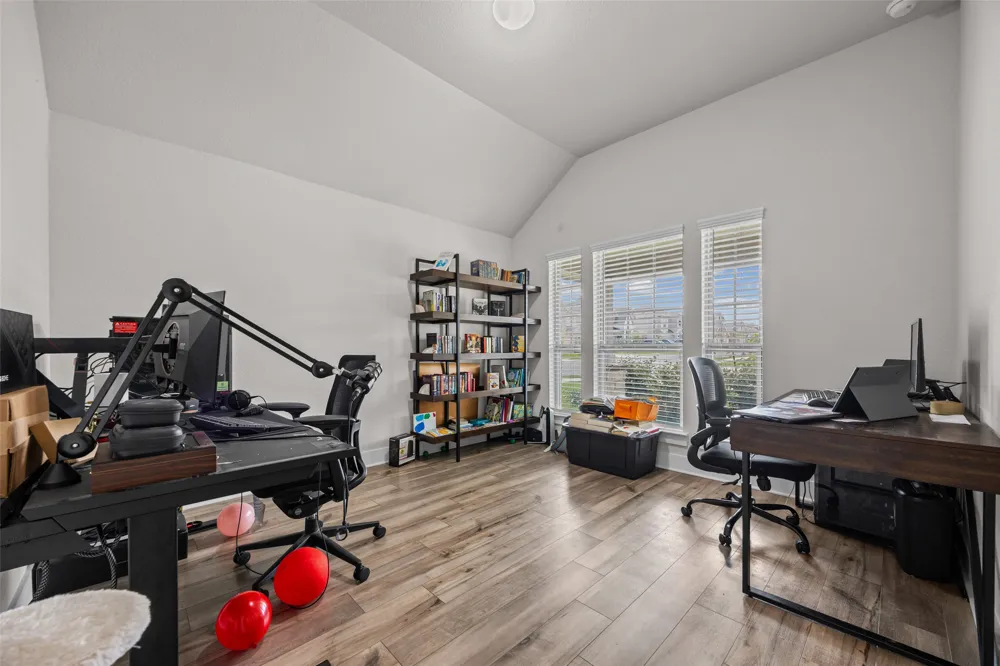 627 Biscayne Bay Bend Kyle, TX 78640