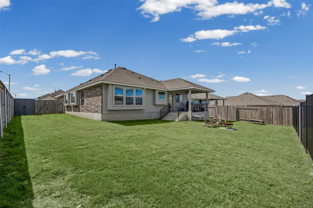 627 Biscayne Bay Bend Kyle, TX 78640