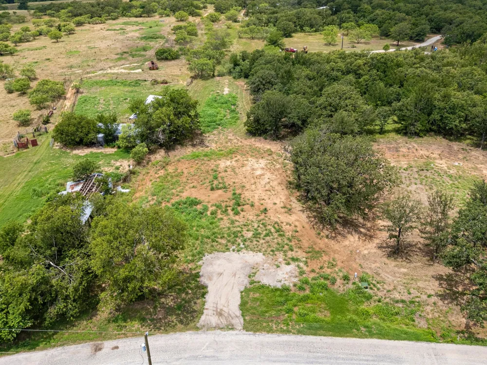 709 County Road 3355 Paradise, TX 76023