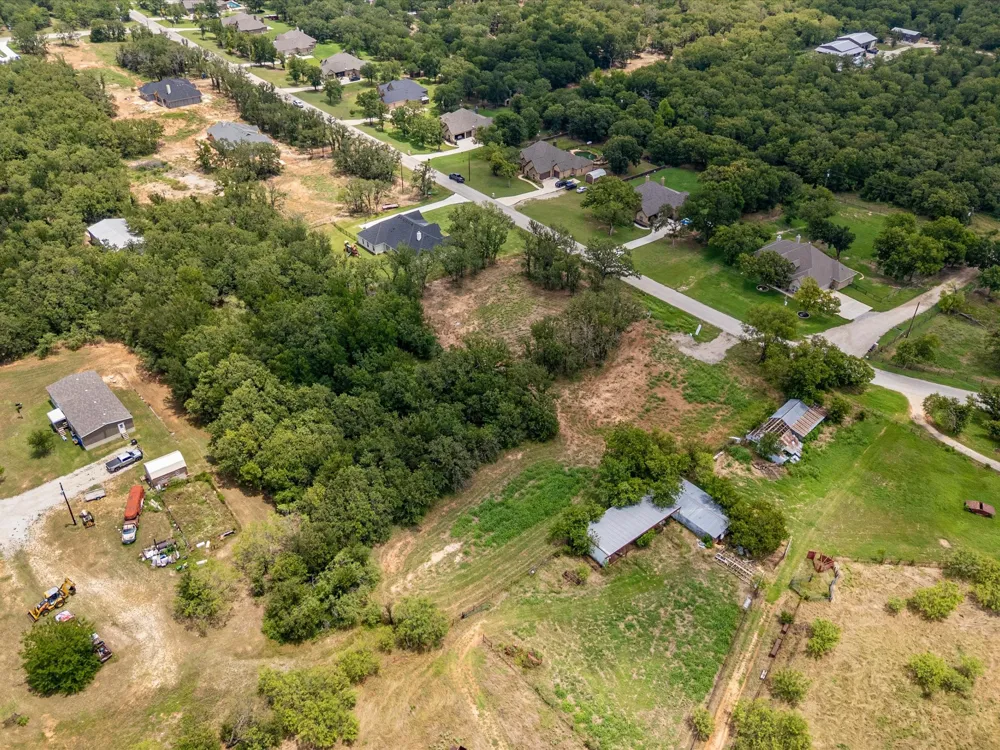 709 County Road 3355 Paradise, TX 76023