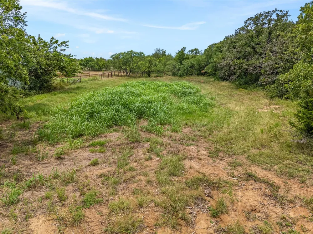 709 County Road 3355 Paradise, TX 76023