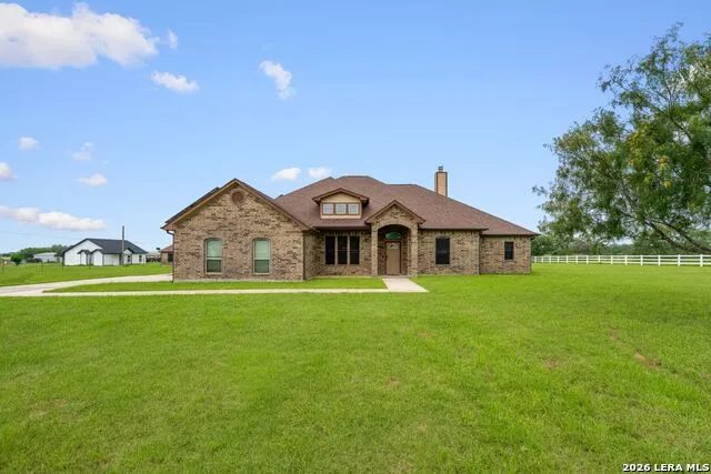 16371 Borregas Rd Elmendorf, TX 78112