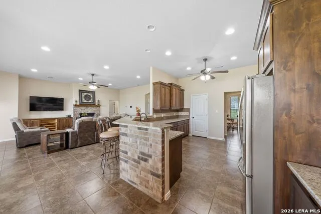 16371 Borregas Rd Elmendorf, TX 78112