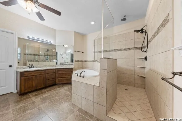 16371 Borregas Rd Elmendorf, TX 78112